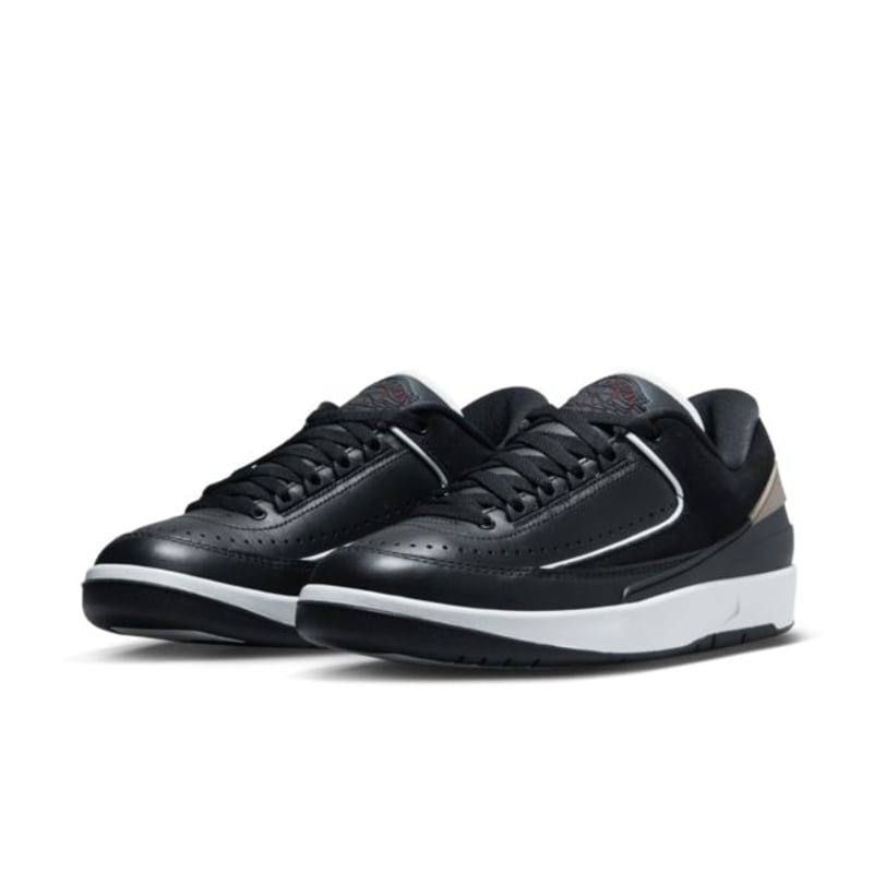 Jordan 2 Retro Low DX4401-001 04