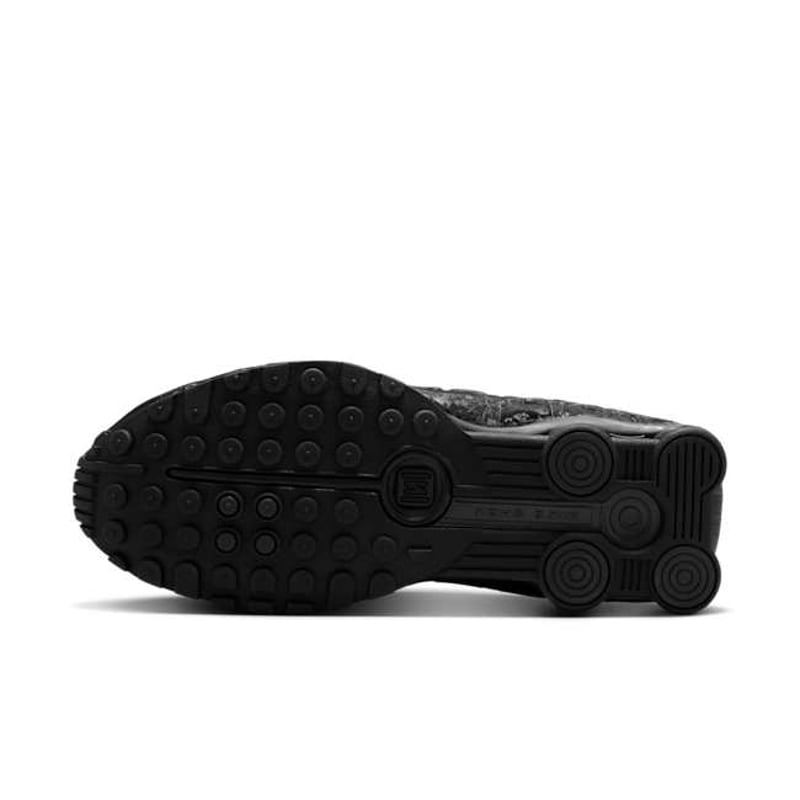 Nike Shox R4 HV0934-002 02