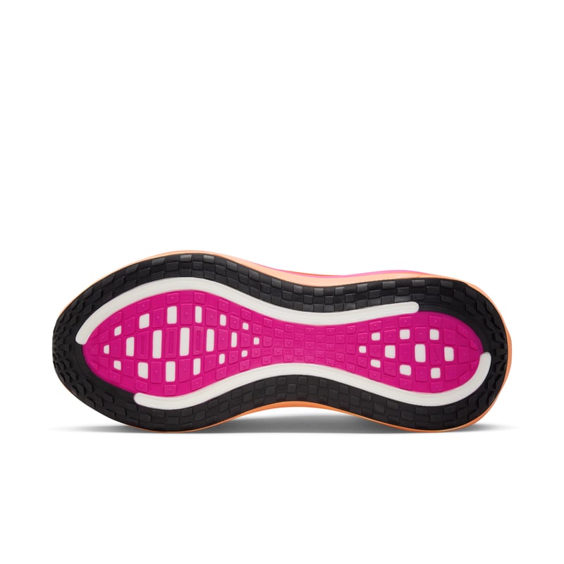 Nike Vomero Plus HV8154-104 02