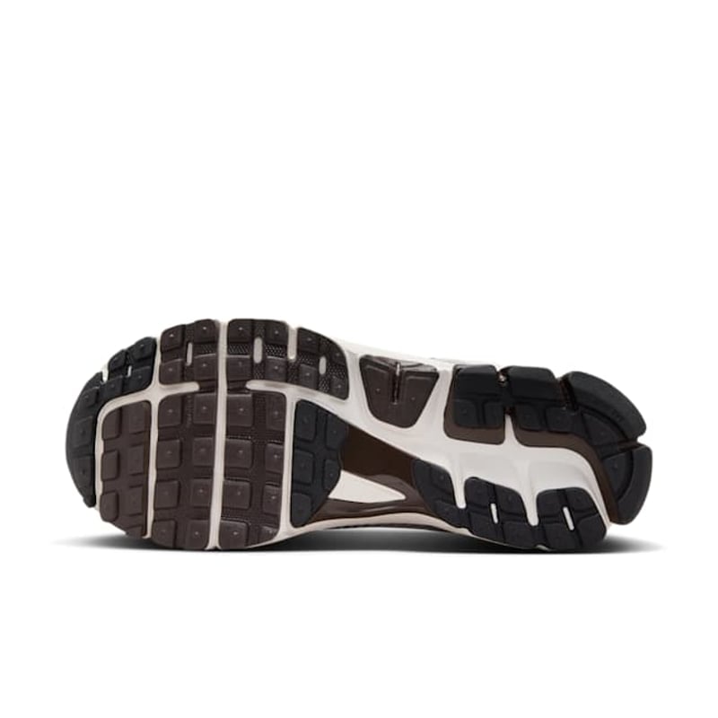 Nike Zoom Vomero 5 FJ2028-001 03