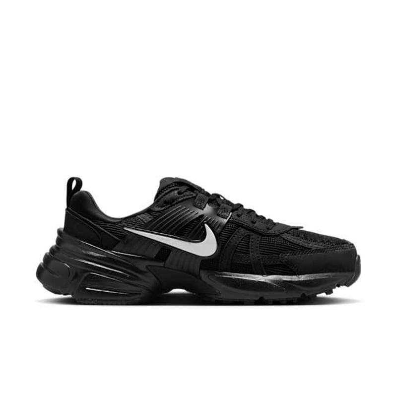 Nike V2K Run HQ1582-001 03
