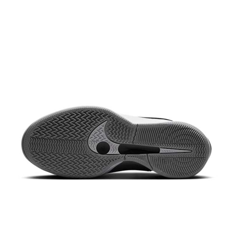 Nike Sabrina 2 HF3234-001 02