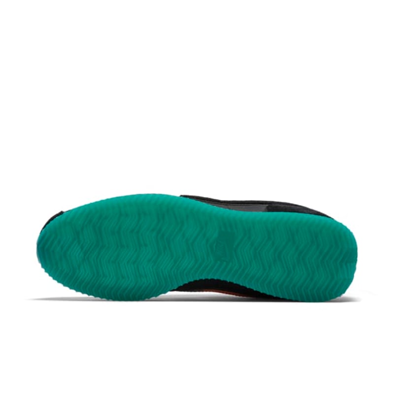 Nike Classic Cortez 885407-001 02