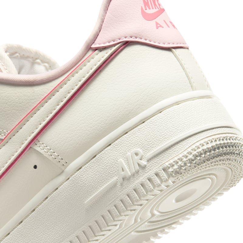 Zapatillas Nike Air Force 1 '07 Essential "Sail & Pink Foam" | Mujer | Estilo deportivo | 07 | SPORTSHOWROOM