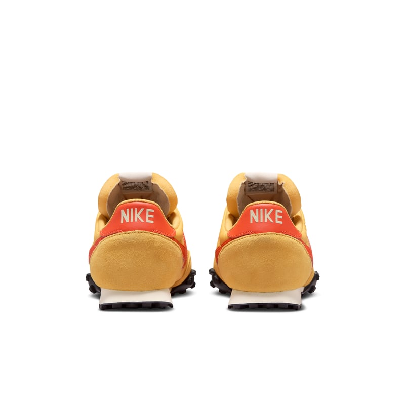 Sneakers Nike Waffle Racer "Wheat Gold & Picante Red" | Uomo | Sportstyle | 06 | SPORTSHOWROOM