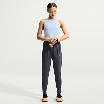 Pantalon Nike Swift Dri-FIT Mid-Rise "Gridiron" | Femme | Course à pied | 01 | SPORTSHOWROOM