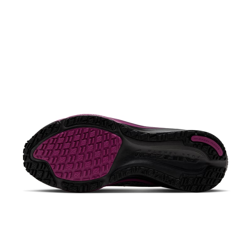 Nike Pegasus 42 GORE-TEX runners "Black & True Berry" | Women | Running | 02 | SPORTSHOWROOM