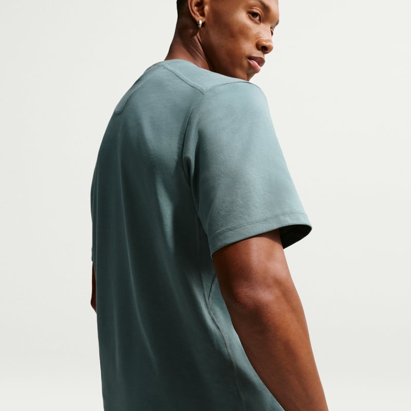 Nike Primary Dri-FIT DV9831-382 02
