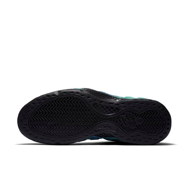 Nike Air Foamposite One PRM 840559-001 02
