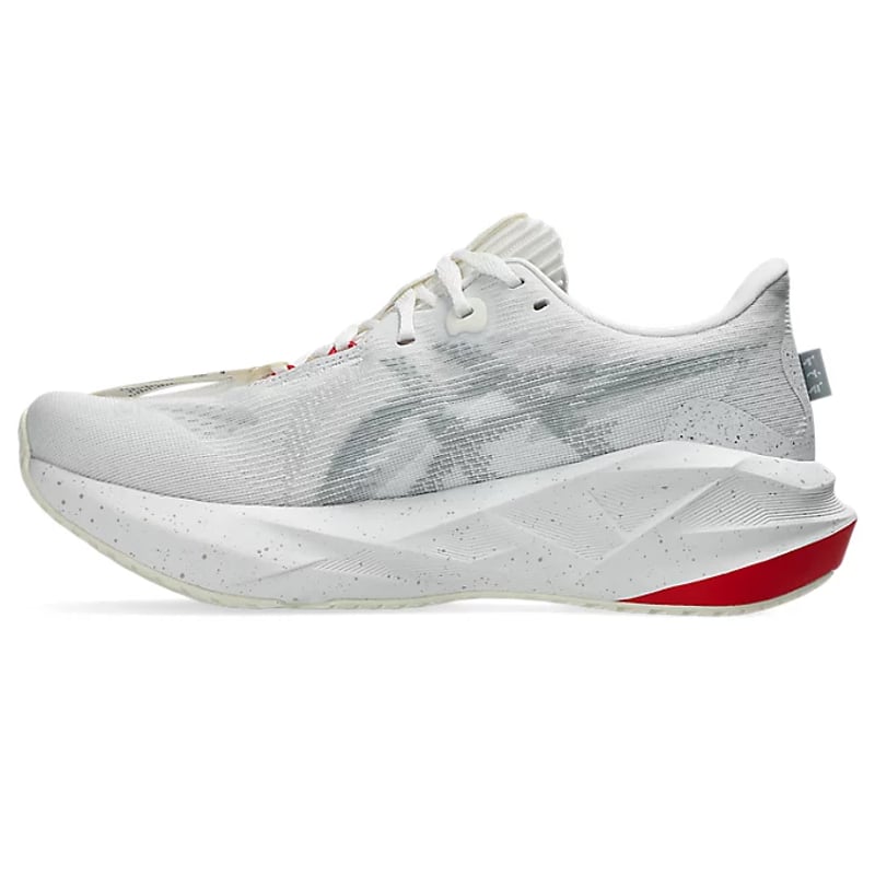 ASICS Novablast 5 x Bandit 1012B895-020 04