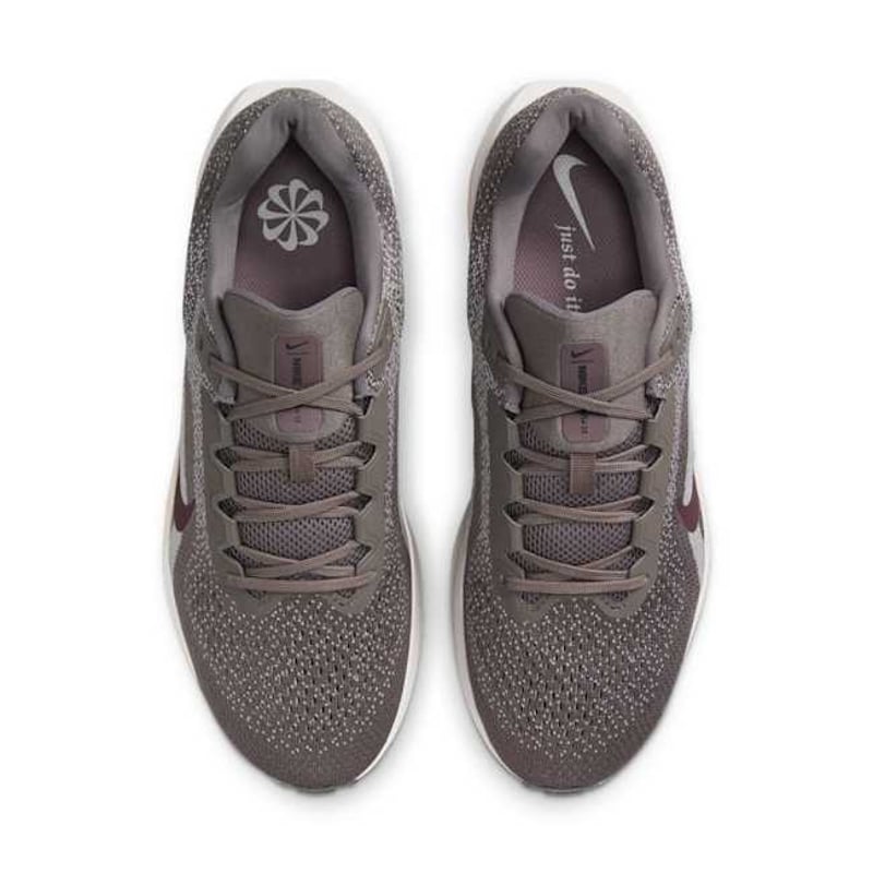 Nike Winflo 11 FJ9509-200 04