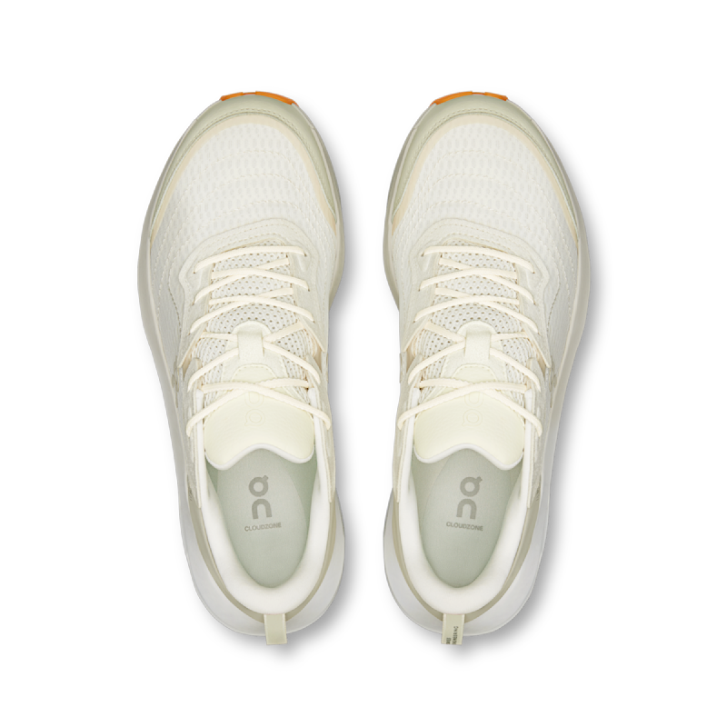 On Cloudzone Moon x Zendaya 3WF30613334 02