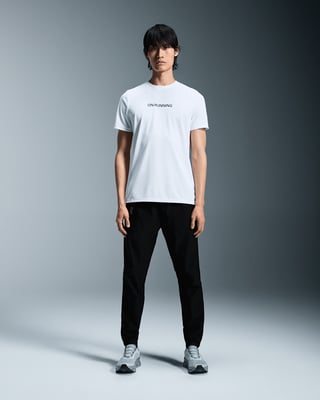 Panteloni On Core "Black" | | | 01 | SPORTSHOWROOM
