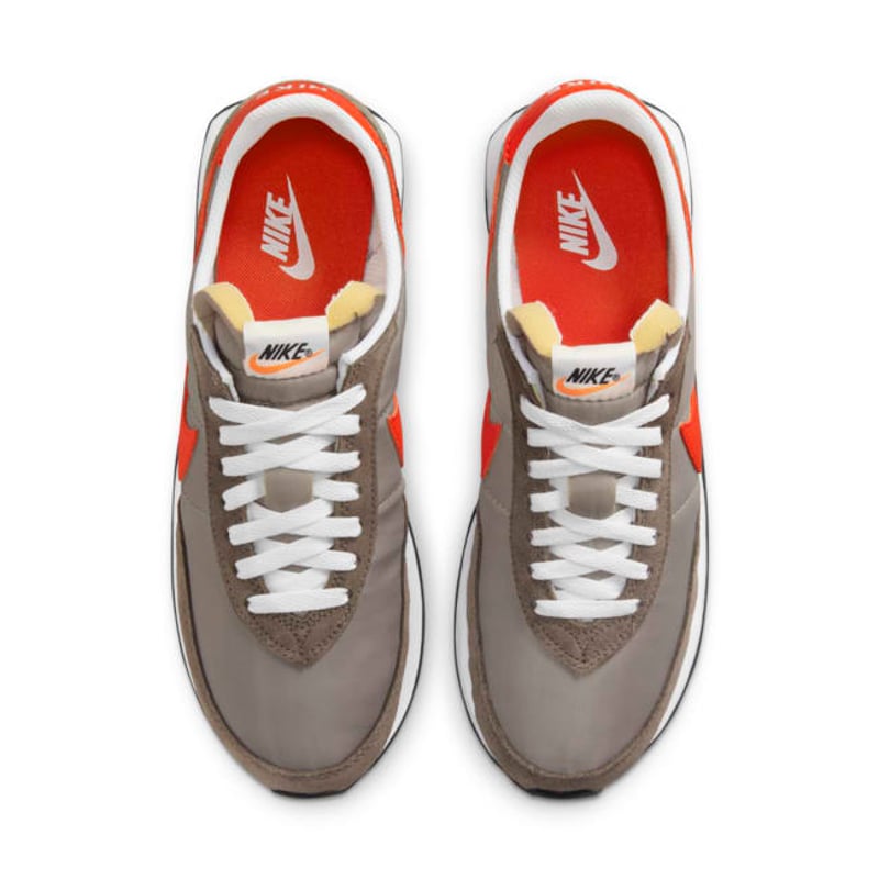 Nike Waffle Trainer 2 DH1349-002 04