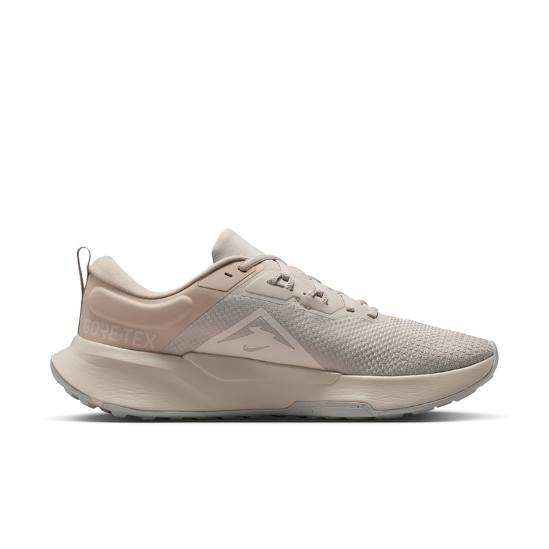Обувки Nike Juniper Trail 2 GORE-TEX "Cream II & Light Orewood Brown" | Мъже | Открито | 03 | SPORTSHOWROOM