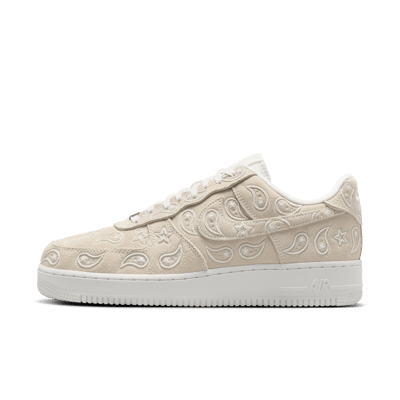 Superge Nike Air Force 1 '07 LV8 ‘Paisley’ "Summit White" | Moški | Sportstyle | 01 | SPORTSHOWROOM