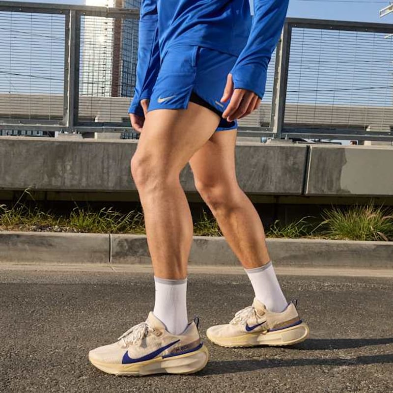 Nike Invincible 3 HF4309-126 02