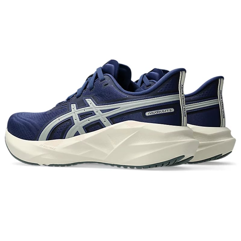ASICS Novablast 5 ‘ASICS Track Club’ 1012B811-400 03