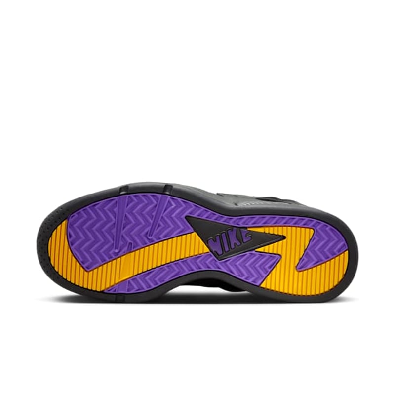 Nike Air Trainer Huarache FD0188-001 02
