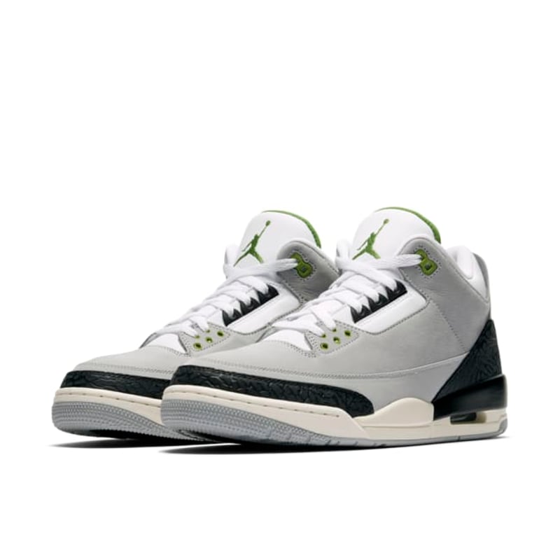 Jordan 3 Retro 136064-006 04