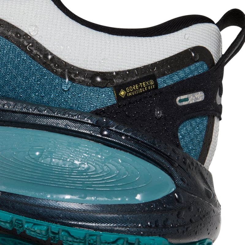 Buty do biegania Nike Vomero 18 GORE-TEX "Off White & Smokey Blue" | Mezczyzni | Bieganie | 10 | SPORTSHOWROOM