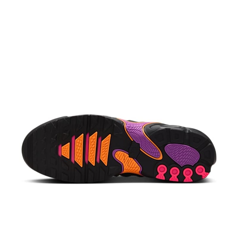 Nike Air Max Plus Drift FD4290-014 02