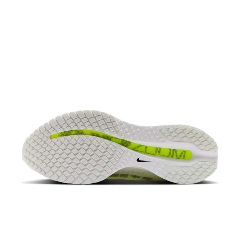 Nike Pegasus Premium HQ2592-100 02