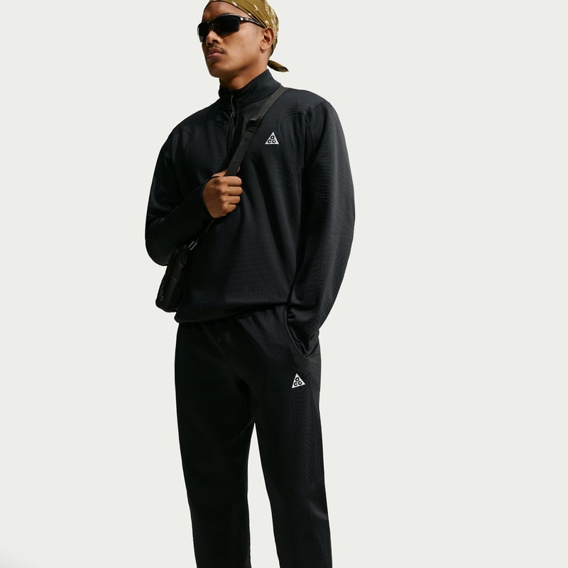 Nike ACG "Wolf Grid" Men's Therma-FIT 1/2-Zip Top "Black" | Men | Hiking | 03 | SPORTSHOWROOM