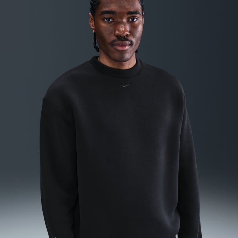 Nike Tech Fleece Loose Fit Crew HV6537-010 01