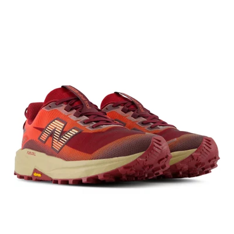 Tekaški copati New Balance FuelCell Rebel Trail "Maple & Neo Flame" | Moški | Tek | 02 | SPORTSHOWROOM