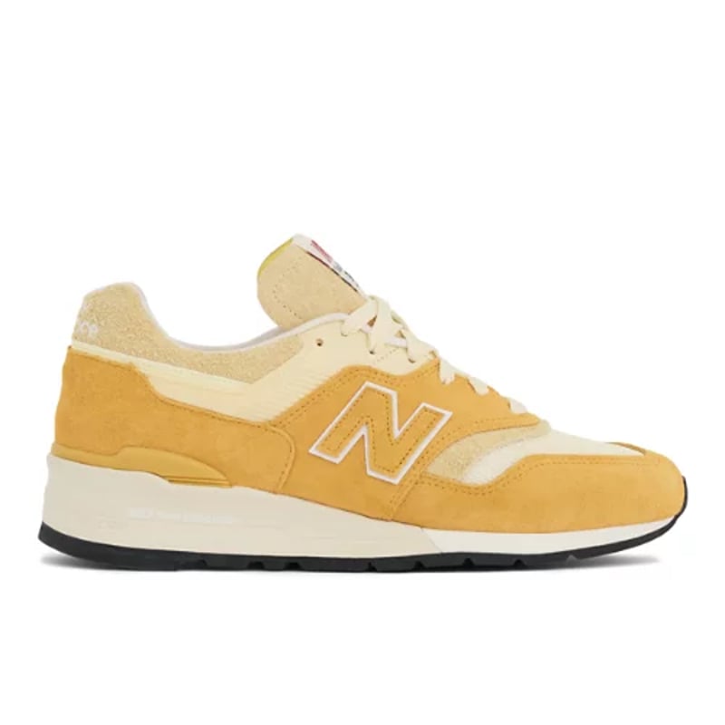 New Balance 997 Made in USA sneakers "Dried Apricot & Calcium" | Dame & Herre | Sportstyle | 02 | SPORTSHOWROOM