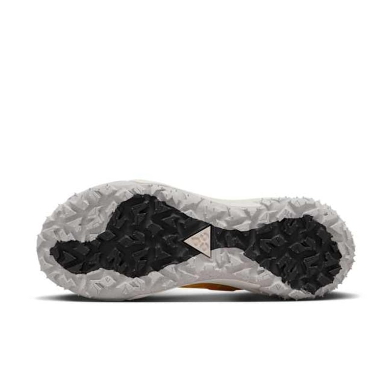 Nike ACG Mountain Fly 2 Low DV7903-800 02