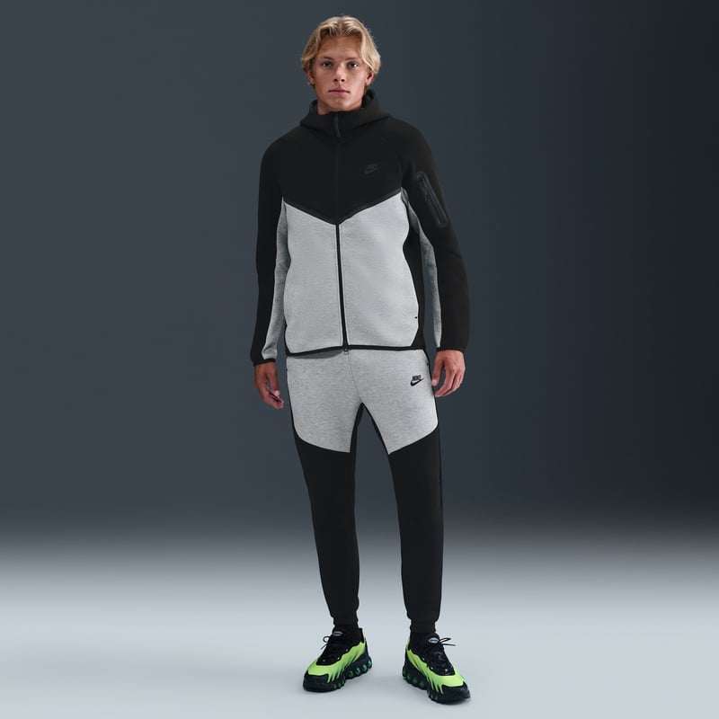 Nike Tech Fleece HV0959-011 01