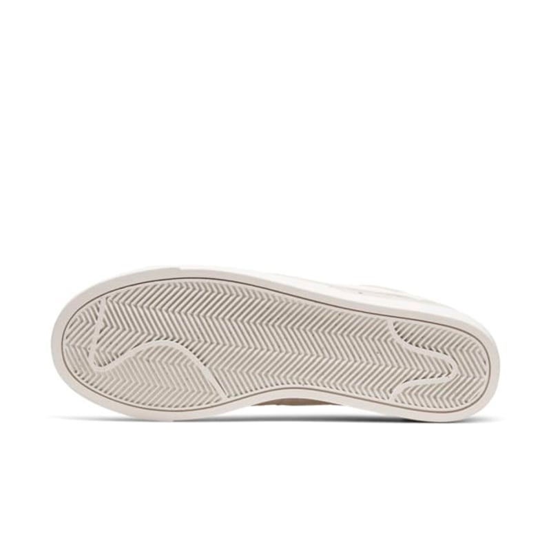Nike Blazer Low SD AV9373-002 02