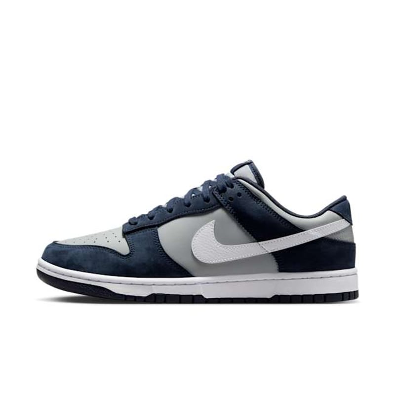 Nike Dunk Low Suede IB3079-400 01