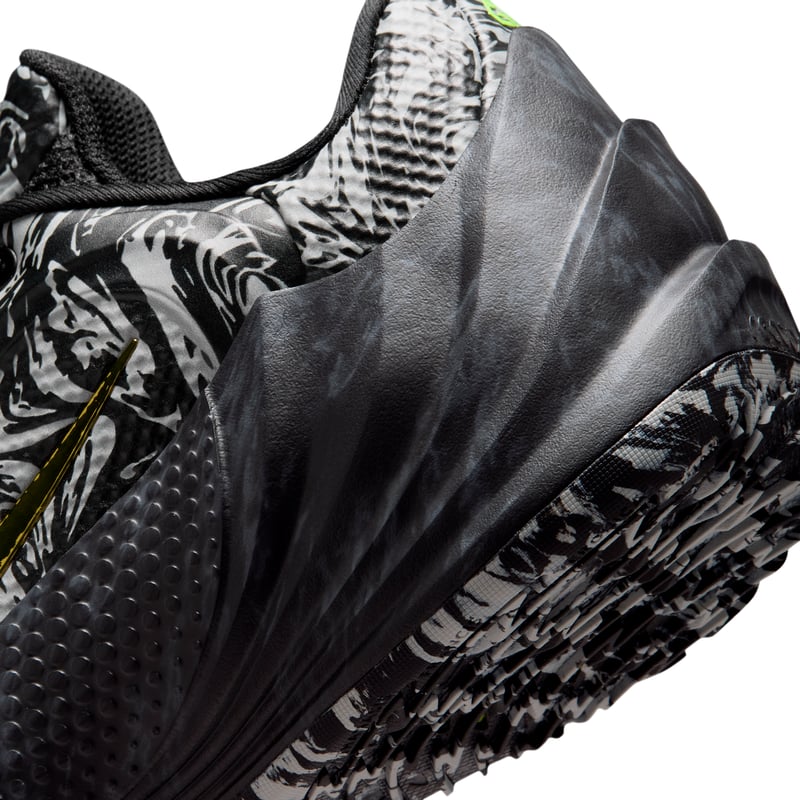 Košarkarski copati Nike Giannis Freak 8 "Etched in Stone" | Moški | Košarka | 08 | SPORTSHOWROOM