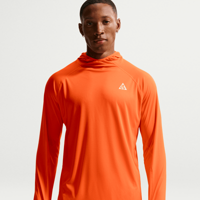 Top Nike ACG "Solar Chase" Dri-FIT UV Protection Hooded "Safety Orange" | Uomo | Outdoor | 01 | SPORTSHOWROOM