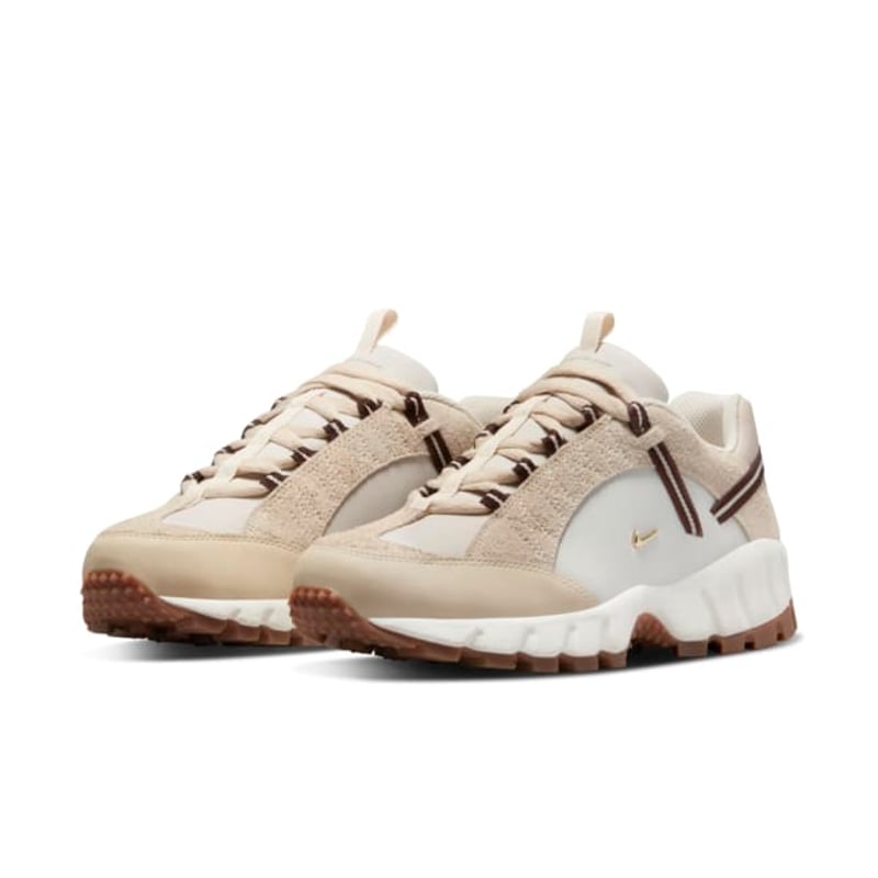 Nike Air Humara x Jacquemus DR0420-001 05