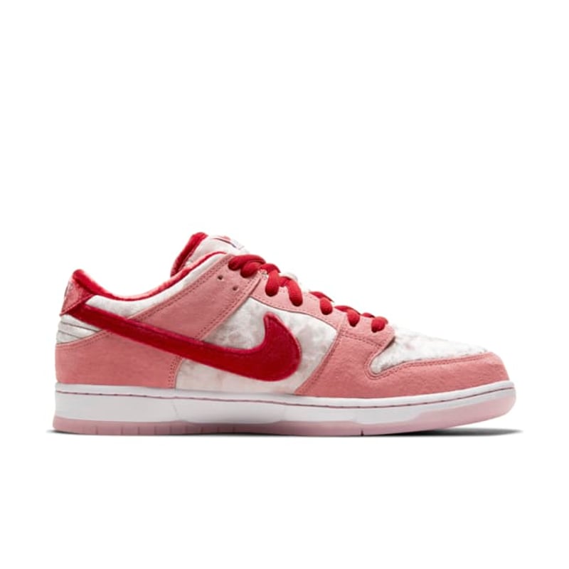 Nike SB Dunk Low x StrangeLove CT2552-800 03