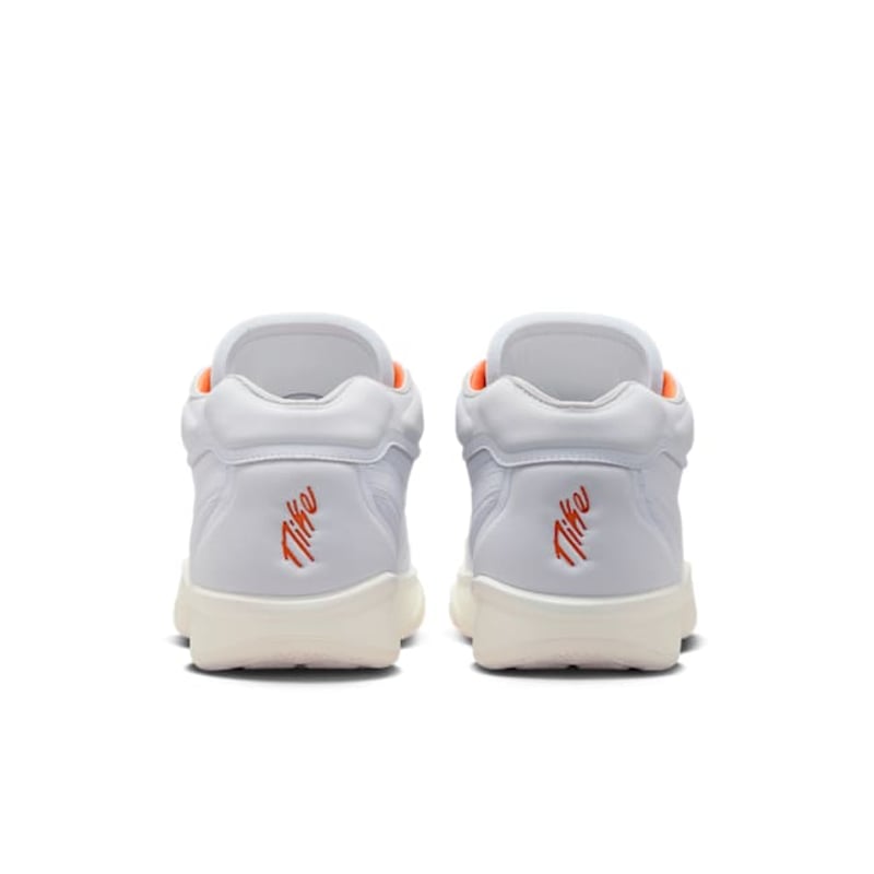 Nike G.T. Hustle 2 DJ9405-104 06