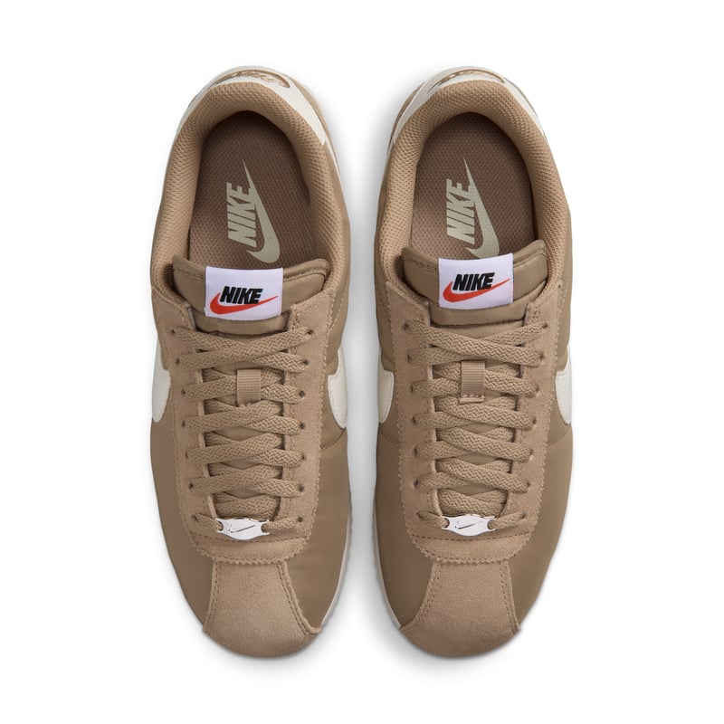 Nike Cortez Textile Sneaker "British Khaki & Sail" | Damen | Sportstyle | 04 | SPORTSHOWROOM