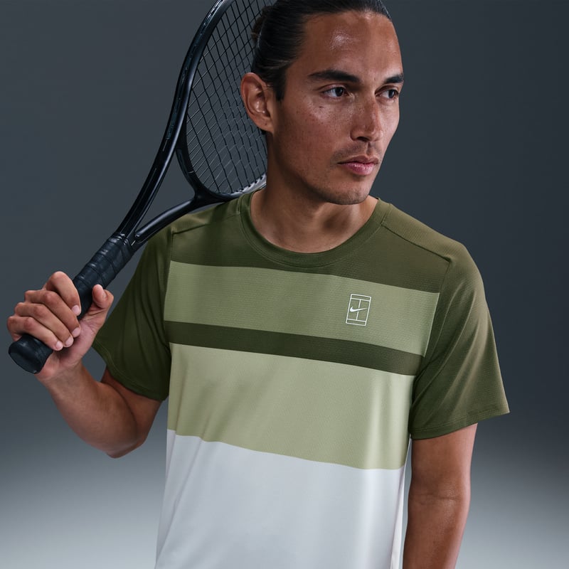 NikeCourt Advantage FZ9845-222 01