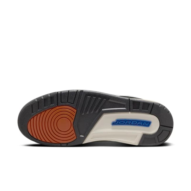 Jordan 3 Retro FZ5649-100 02