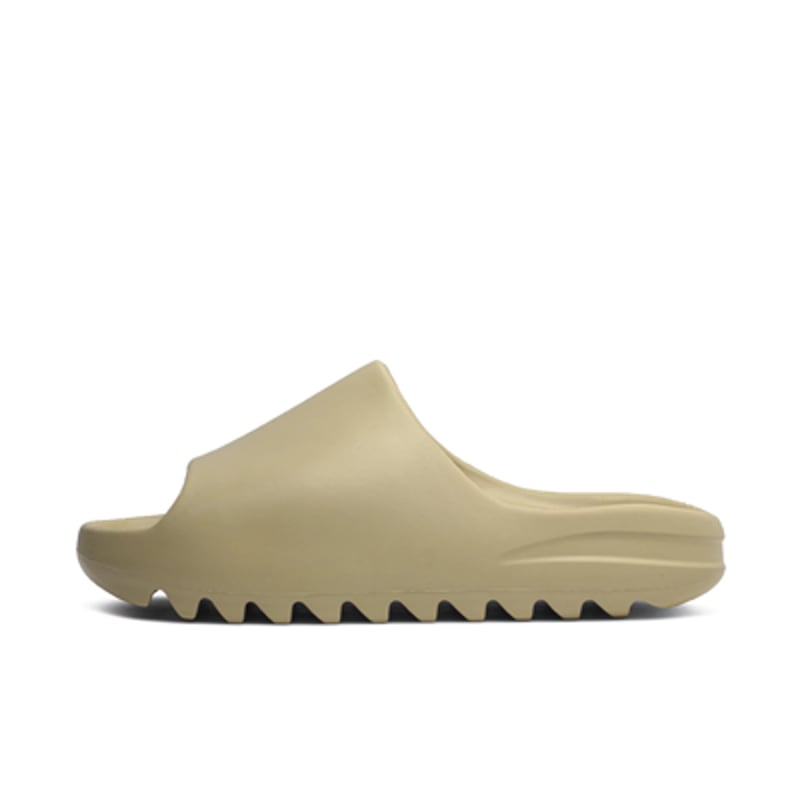 Yeezy Slide FW6344 01