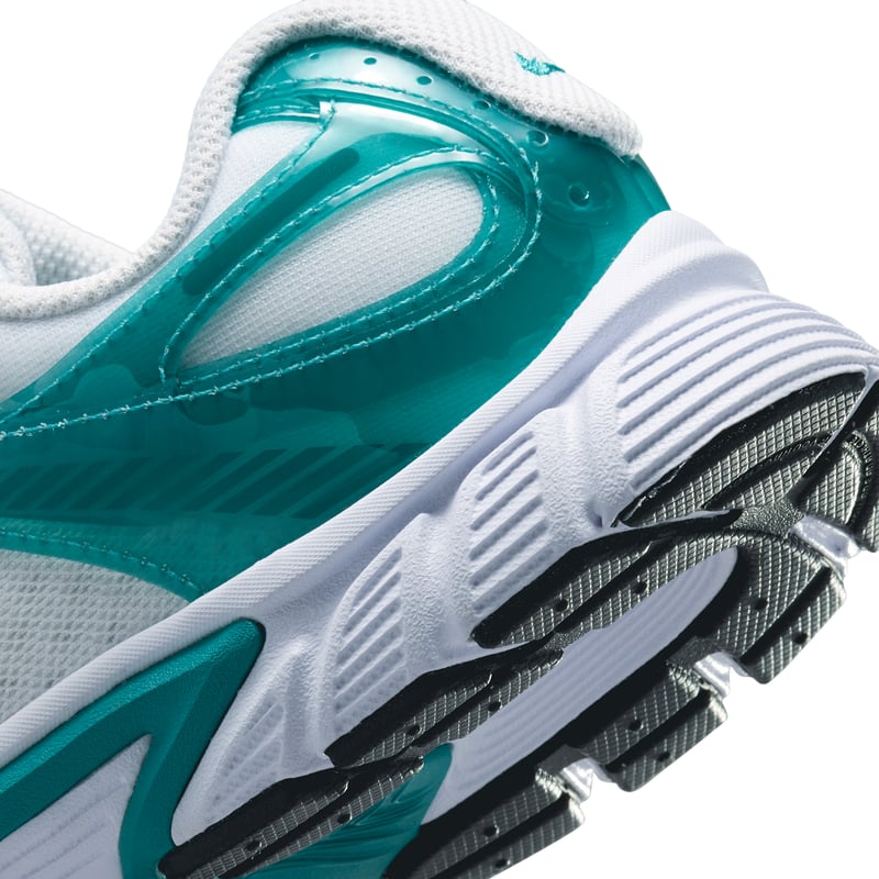 Nike V5 RNR SE Tech trainers "White & Energy" | Men & Women | SportStyle | 08 | SPORTSHOWROOM