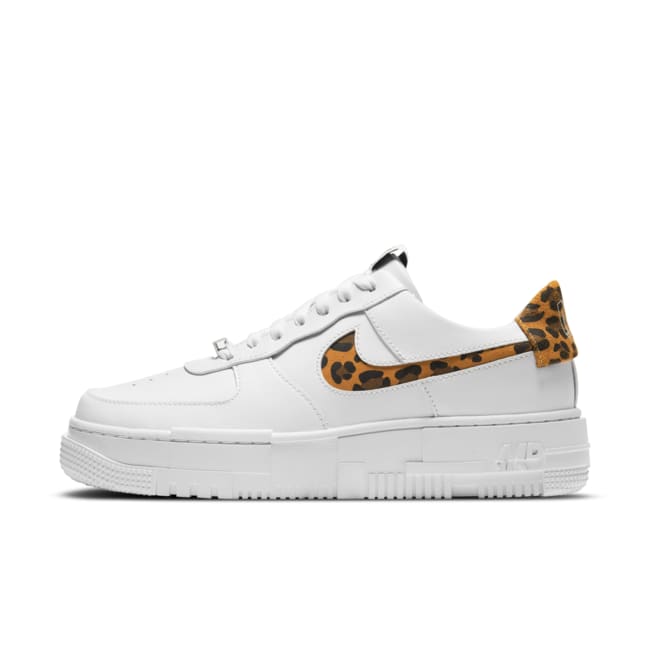 Nike Air Force 1 Pixel SE