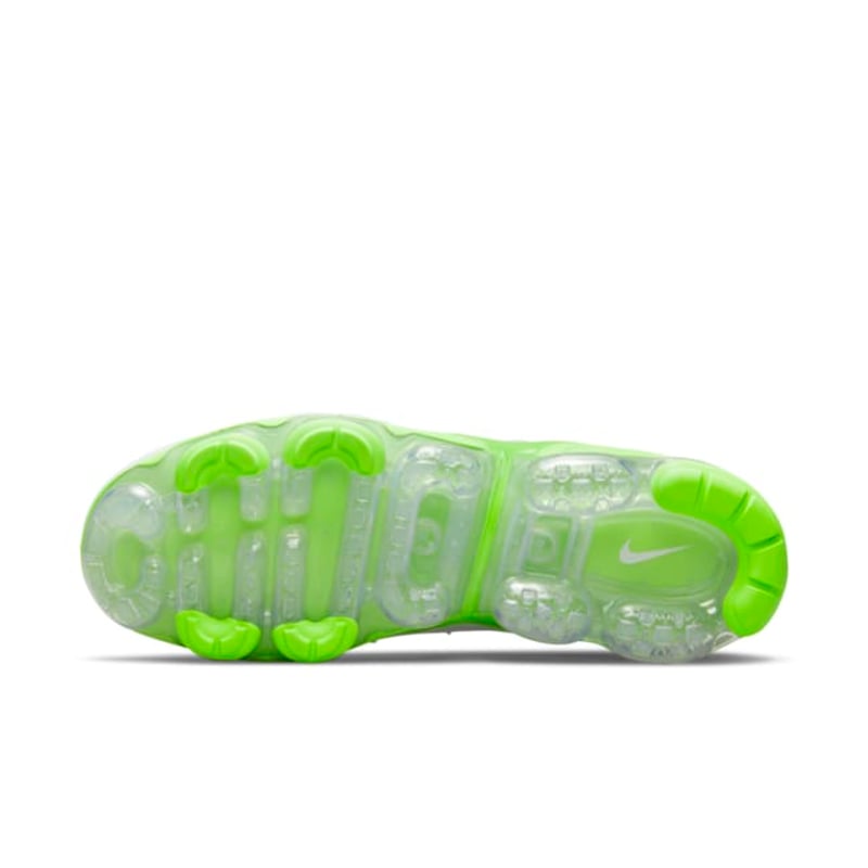 Nike Air VaporMax Plus DJ5975-100 02