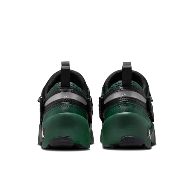 Jordan Trunner LX HQ2164-300 06