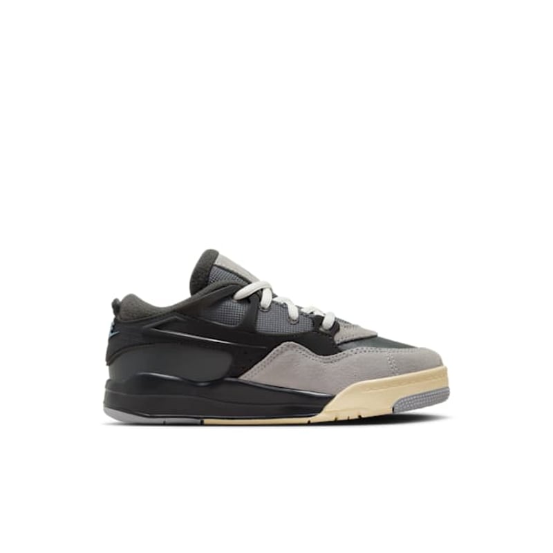 Jordan 4 RM FQ7936-002 03