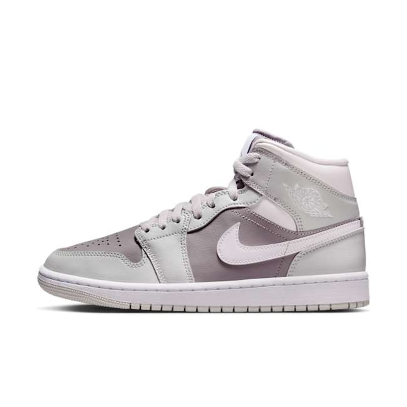 Jordan 1 Mid BQ6472-008 01